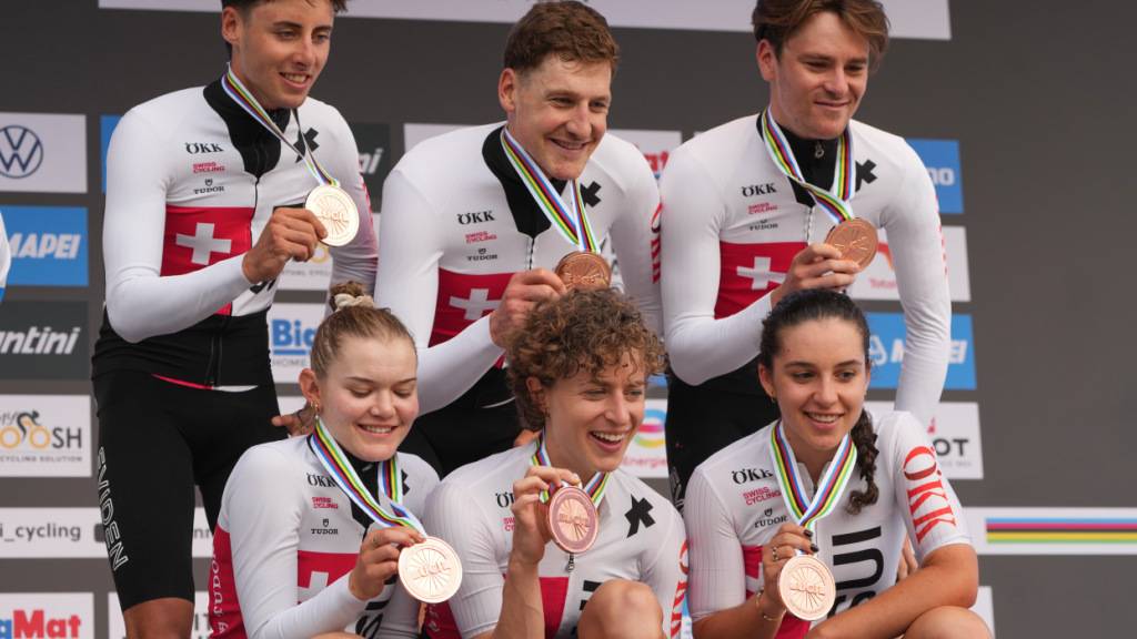 Das Schweizer Mixed-Team mit der Bronzemedaille