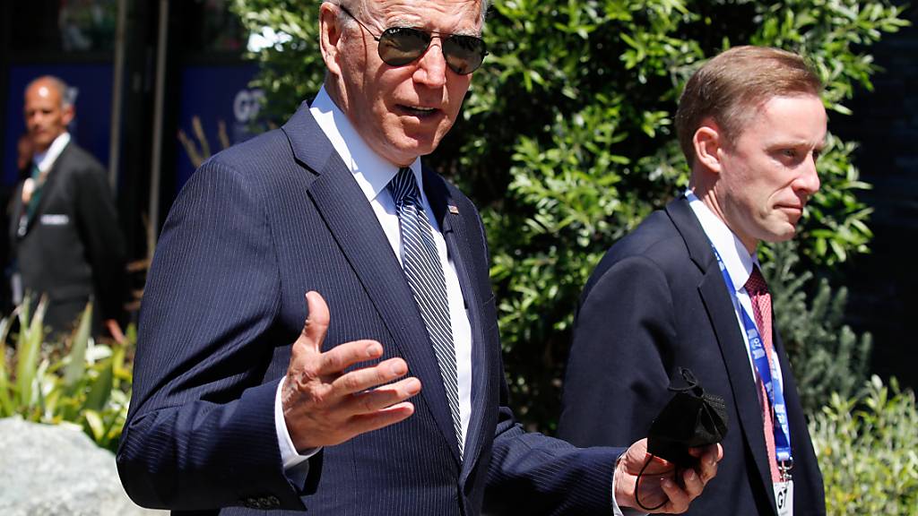 Joe Biden, Präsident der USA, kommt zu einer  Arbeitssitzung  während des G7-Gipfels an. Der G7-Gipfel findet vom 11. bis 13. Juni in Carbis Bay, St Ives in Cornwall statt. Foto: Phil Noble/PA Wire/dpa