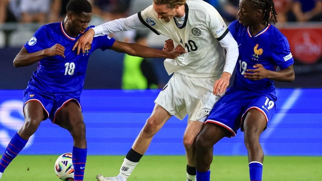 Stuttgarts Stürmer Nick Woltemade erzielt beim 3:0-Sieg im Halbfinal gegen Frankreich sein sechstes Turniertor