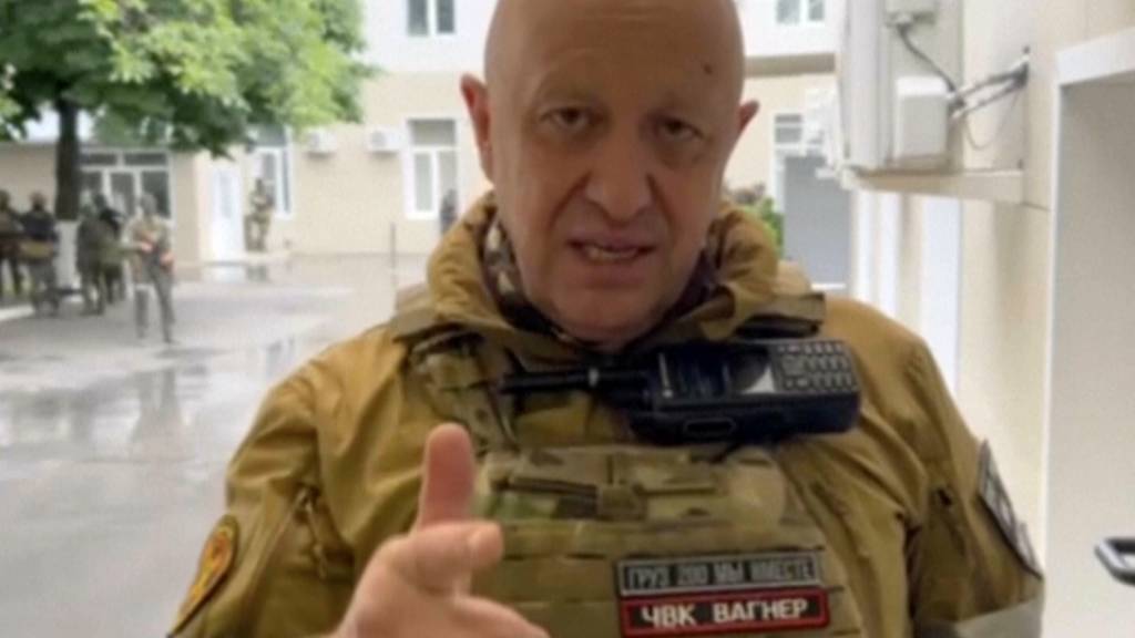 HANDOUT - Ein Videostandbild von Wagner-Chef Jewgeni Prigoschin. Foto: Uncredited/Prigozhin Press Service/AP/dpa - ACHTUNG: Nur zur redaktionellen Verwendung im Zusammenhang mit der aktuellen Berichterstattung innerhalb der nächsten 14 Tage und nur mit vollständiger Nennung des vorstehenden Credits