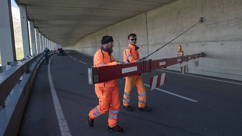 Die Gotthardpassstrasse ist seit Donnerstag zu.