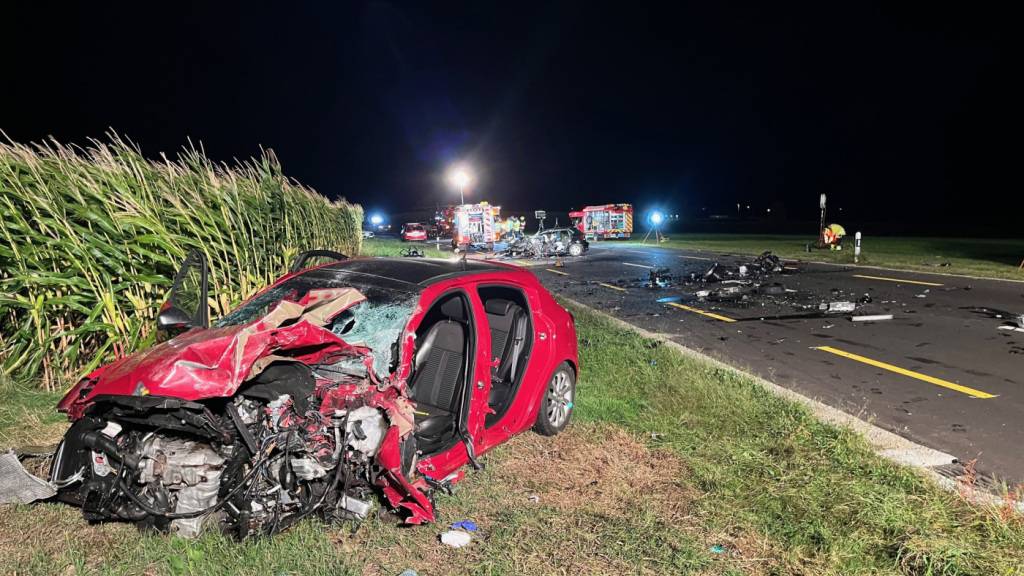 Zwei Schwerverletzte nach Überholmanöver in Güttingen TG