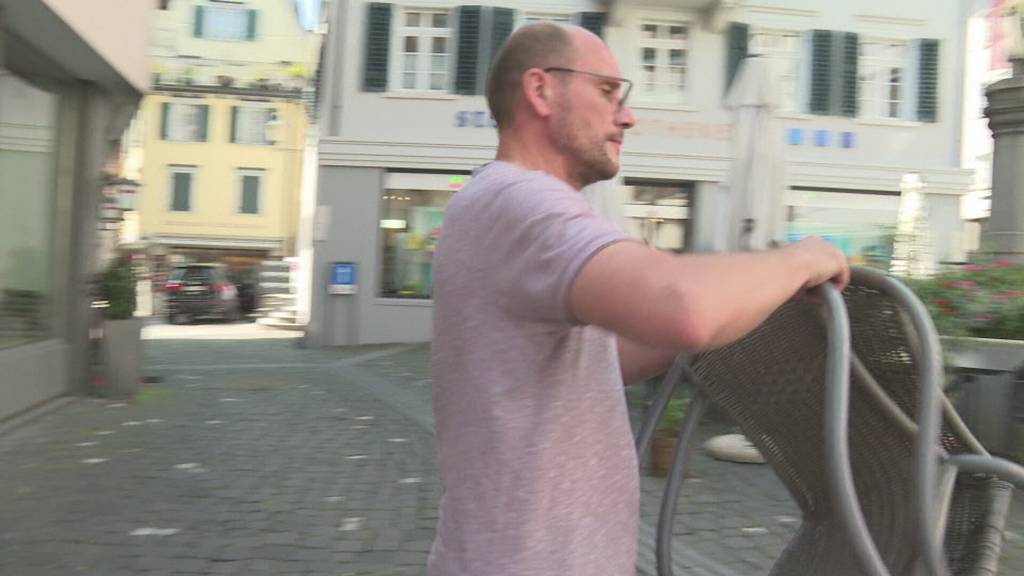 «Stadt nimmt uns die wichtigste Einnahmequelle»: Streit um Café-Terrasse in Altstätten