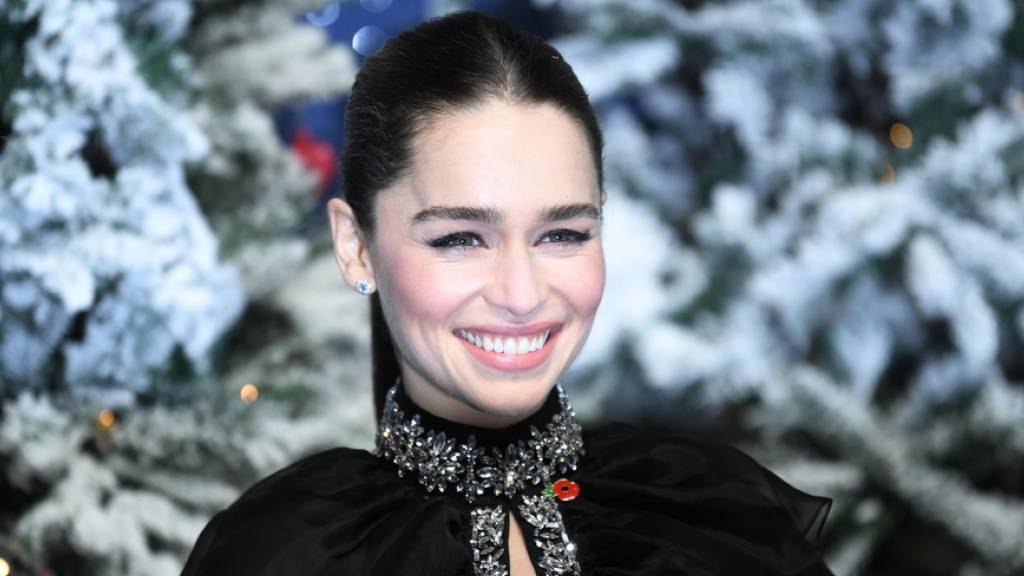 Die britische Schauspielerin Emilia Clarke zählte als Drachenmutter in «Game of Thrones» zu den Lieblingen der Fans. Jetzt ist sie in der Weihnachtskomödie «Last Christmas» im Kino zu sehen.