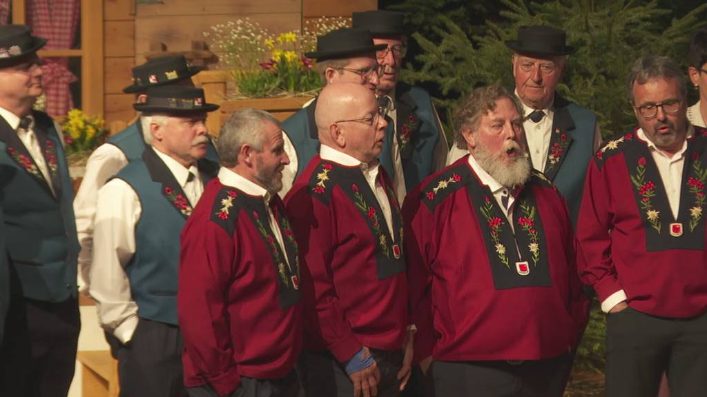 Neuer Jutz für Jodlerklub Heimelig Schwyz zum 80-Jährigen