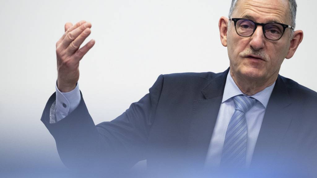 Im Asylbereich gibt es im Kanton Zürich eine leichte Entspannung. Sicherheitsdirektor Mario Fehr (parteilos) senkt die Aufnahmequote deshalb von 1,6 auf 1,5 Prozent.