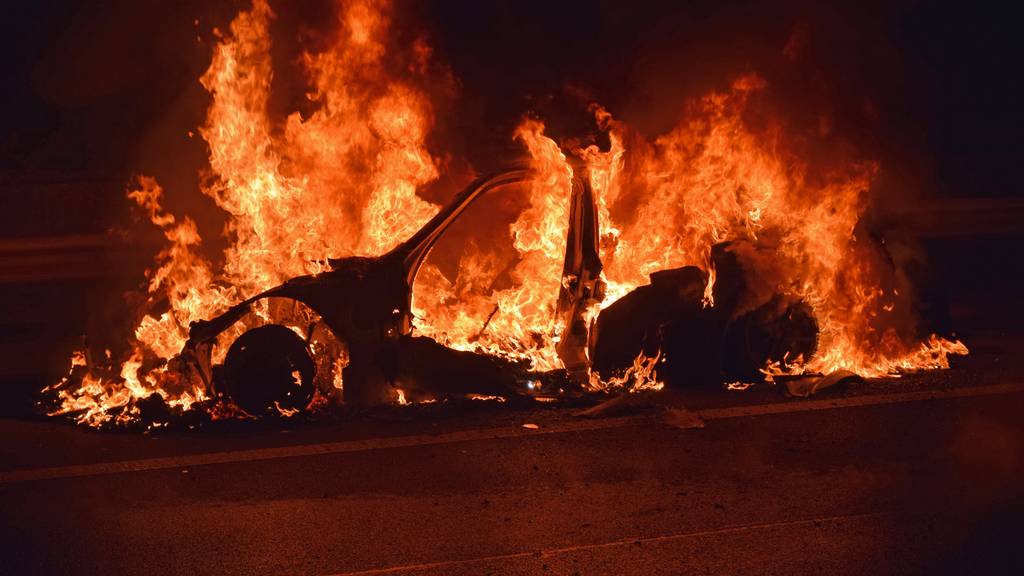 Auto bei Sursee ausgebrannt – verletzt wurde niemand