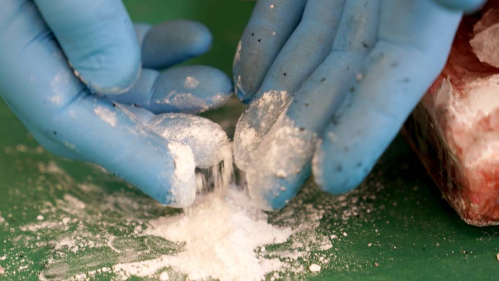 6,5 Tonnen Kokain auf Frachter im Atlantik sichergestellt