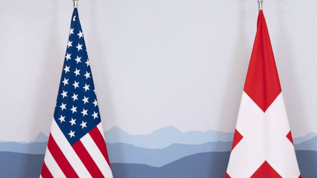 Seit Anfang August gilt für Schweizer Exporte ein US-Strafzoll von 39 Prozent. Wirtschaftsminister Guy Parmelin ist deshalb derzeit für Zollgespräche in Washington. (Archivbild)