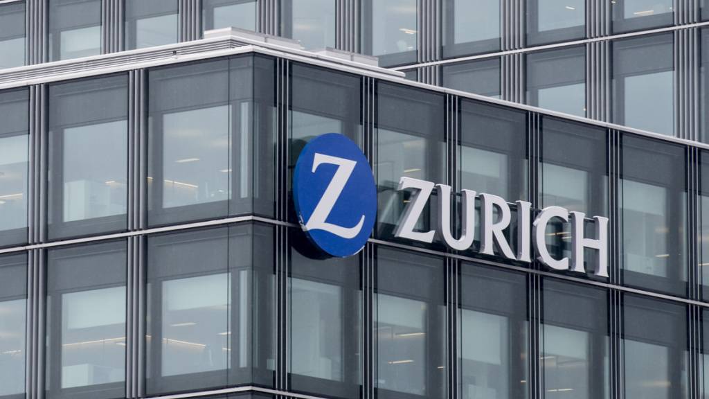 Die Zurich-Gruppe hat 2023 den Betriebsgewinn um deutliche 21 Prozent auf 7,4 Milliarden US-Dollar gesteigert. Auch der Reingewinn nahm um 10 Prozent auf 4,4 Milliarden zu. (Archivbild)