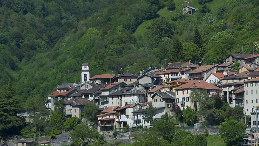 Zahlreiche Strassen im Tessin infolge heftiger Regenfälle gesperrt