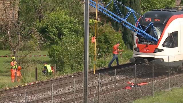 Kranaufprall auf Zug: Baufirma räumt Versagen ein