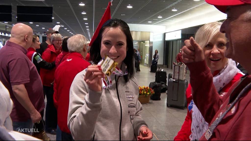 Unsere WM-Curlerinnen sind wieder zurück in der Schweiz