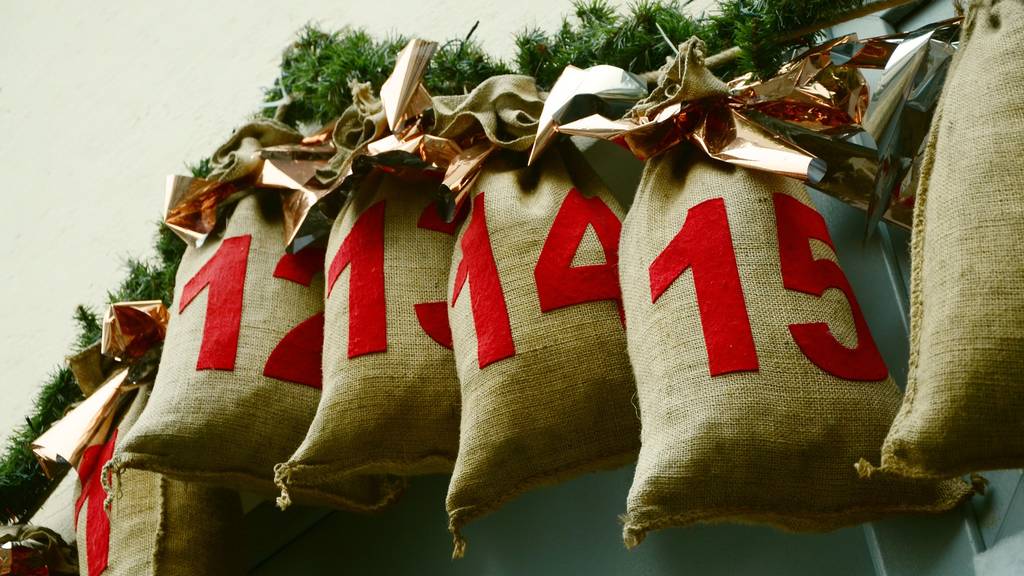 advent-calendar-1236036_1920