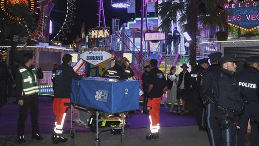 Unfall an Wiesn-Fahrgeschäft: Mitarbeiter in Lebensgefahr
