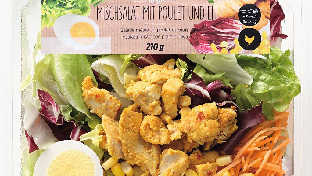 Im Mmmh-Mischsalat von Denner mit Poulet und Ei wurden potenziell gesundheitsgefährdende Listerien festgestellt.