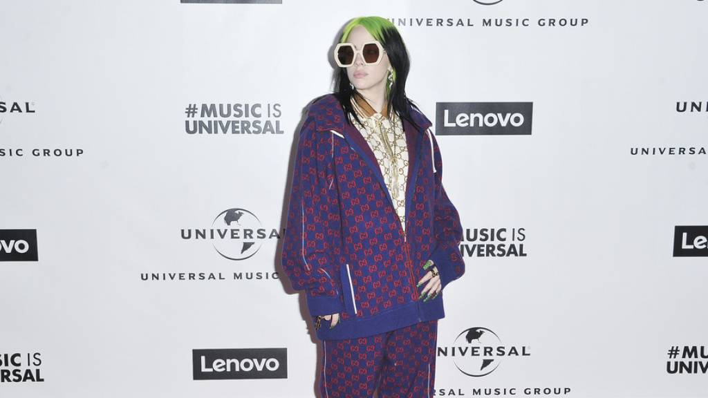 US-Musikerin Billie Eilish wird an den diesjährigen Oscars auftreten - und vielleicht den neuen Bond-Song präsentieren.