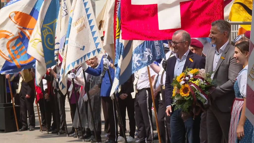 Bundesfeier beim Bürkliplatz erfreut Zürich und seine Besucher