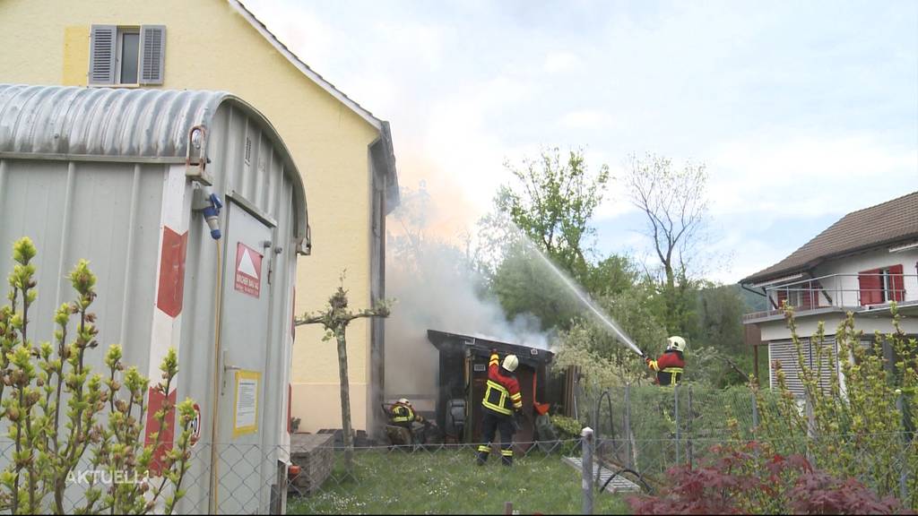 Brand in Aarau: Eine Person muss verletzt ins Spital