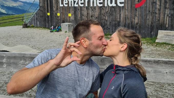 Mann verliert Ehering in Après-Ski-Bar – nun hat er ihn zurück
