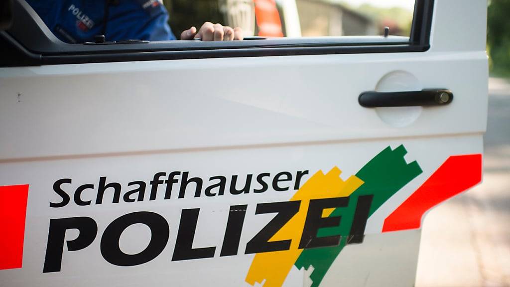 Die Opfer des Angriffs vom Sonntag in Schaffhausen sind nicht mehr im Spital. Für den mutmasslichen Täter beantragte die Staatsanwaltschaft Untersuchungshaft. (Symbolbild)