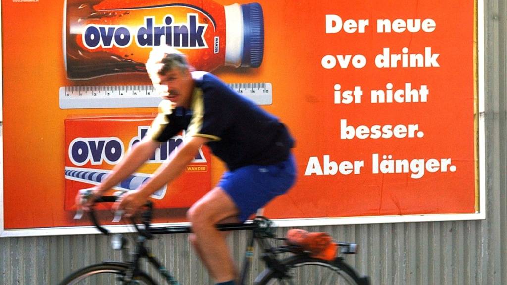 Im Aussenraum der Stadt Bern bleibt kommerzielle Werbung erlaubt. (Archivbild)