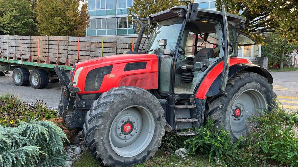 Unfall Traktor Velo Langendorf