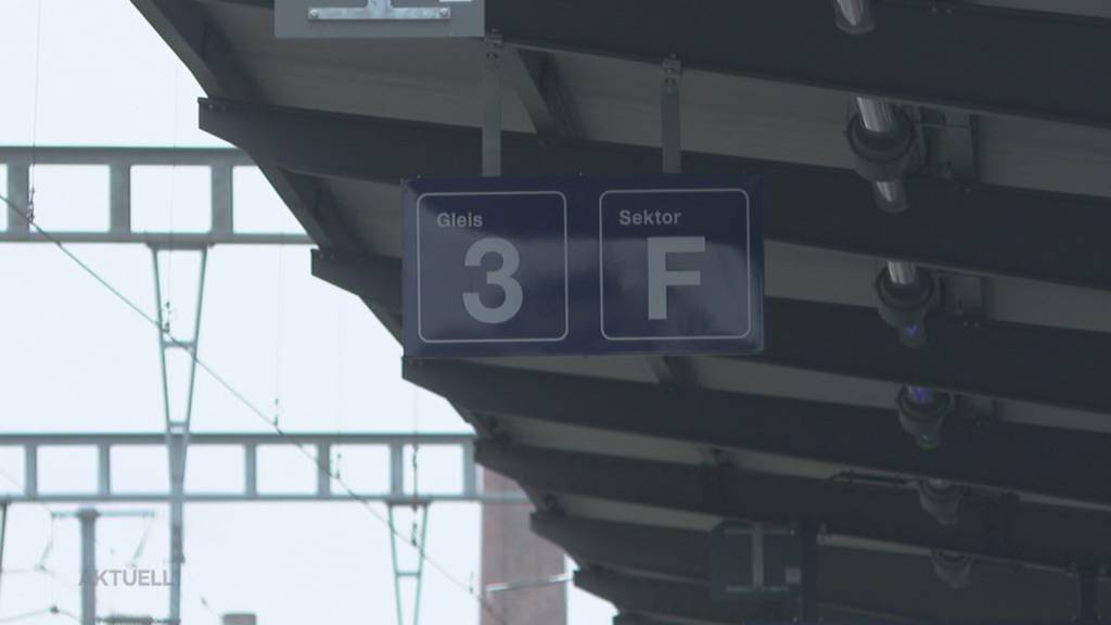 17-Jähriger gestorben: Schon wieder ist ein Jugendlicher auf einen Güterwagen gestiegen