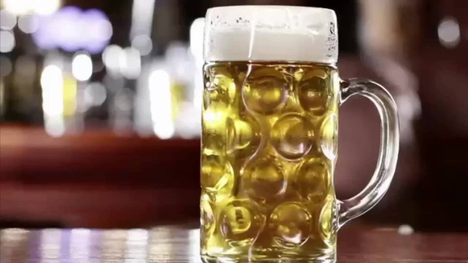 Eine kleine Brauerei aus Deutschland sucht verzweifelt Bierliebhaber.