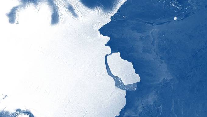 Riesiger Eisberg in Antarktis abgebrochen