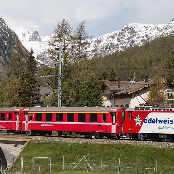 Albula-Bahnstrecke wegen entgleistem Zug unterbrochen