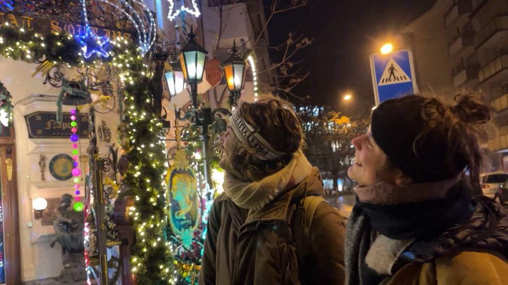 Blinkender Weihnachts-Kitsch erhellt Wiedikon