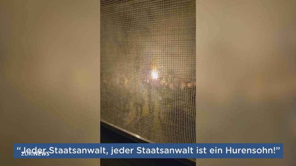 «Neues Phänomen»: FCZ-Chaoten zünden Feuerwerk vor Gefängnis