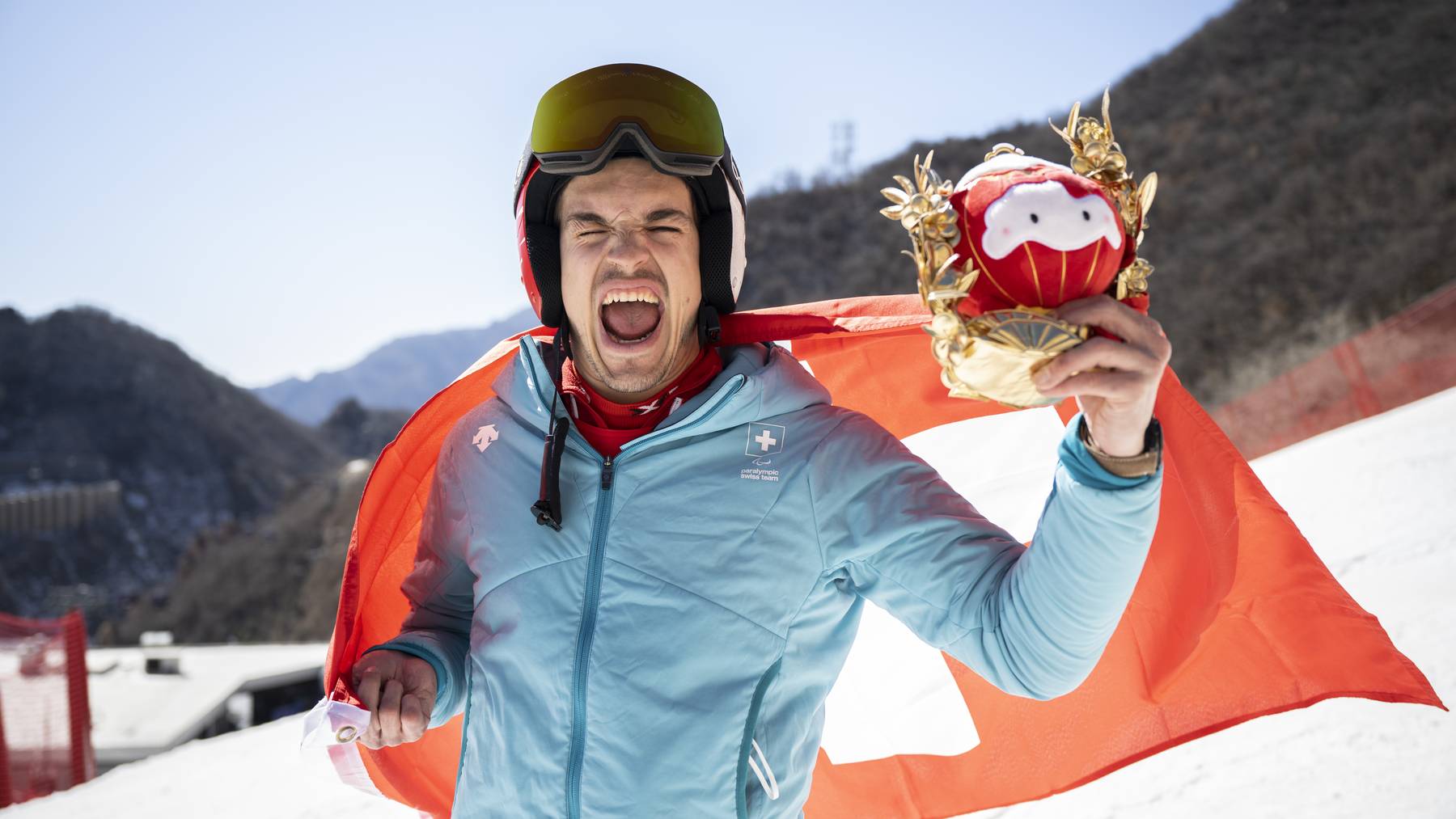 Skifahrer Théo Gmür holt an den Paralympics Bronze