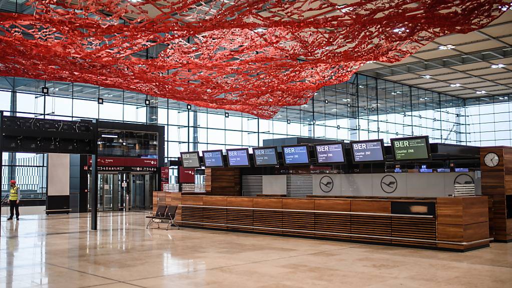 Sollte eigentlich im Jahr 2011 aufgehen: Der Terminal 1 des neuen Berliner Flughafens BER im Süden der deutschen Hauptstadt. (Archivbild)