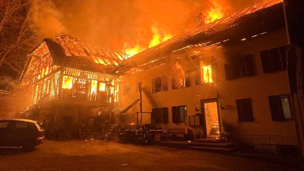 Am frühen Montagmorgen rückte die Luzerner Polizei zu einem Brand in Pfaffnau aus.