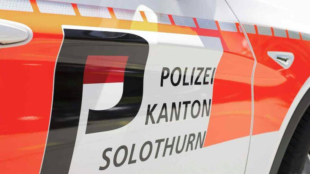 Ohne Erfolg fahndete die Kantonspolizei Solothurn nach zwei Räubern, die am Sonntag in Olten ein Bistro überfallen hatten. (Symbolbild)