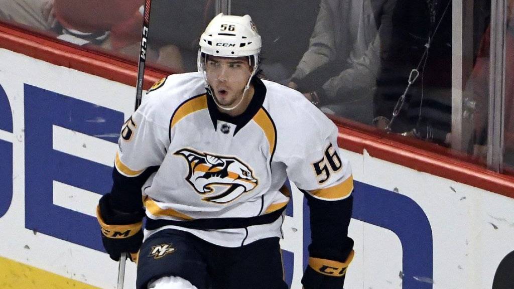 Kevin Fiala zelebriert in den NHL-Playoffs seinen ersten Treffer