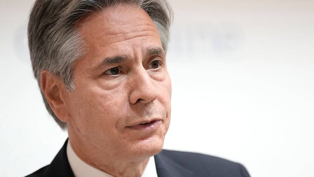 Antony Blinken, Außenminister der USA, spricht bei einer gemeinsamen Pressekonferenz mit dem ukrainischen Außenminister Kuleba. Foto: Efrem Lukatsky/AP/dpa