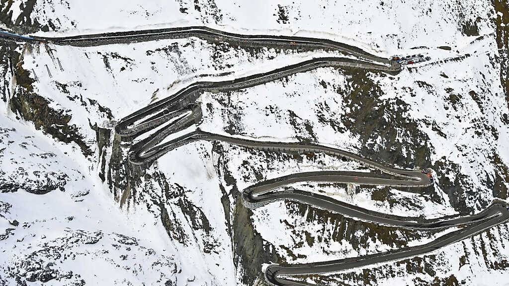 Der Stelvio-Pass im Oktober 2020: In diesem Zustand wäre eine Überfahrt möglich