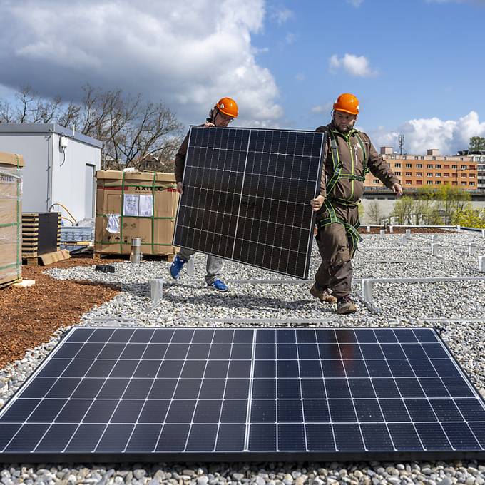 Kommission will zweiten Gegenvorschlag zur Berner Solarinitiative