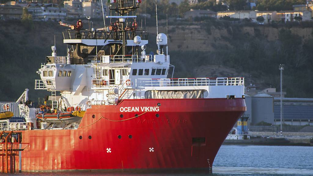 SOS Mediterranee rettet rund 200 Migranten im Mittelmeer