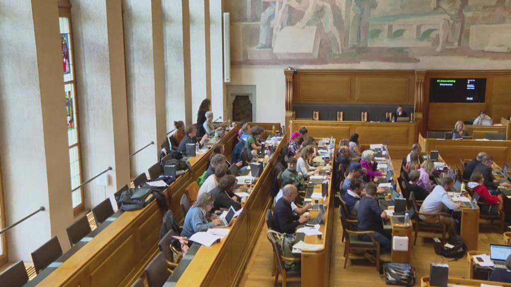 Eine Stimme für Kinder: Herbstsession des Kinderparlaments im Berner Rathaus