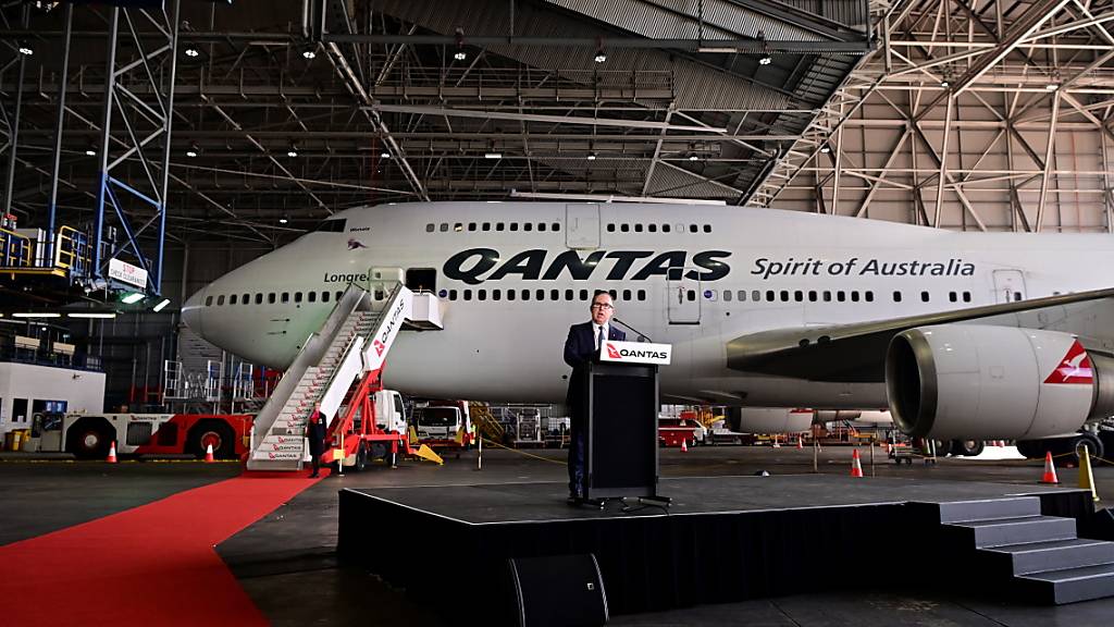 Roter Teppich für Zutritt zu Qantas-Flugzeugen bald nur noch für Geimpfte (Archivbild)