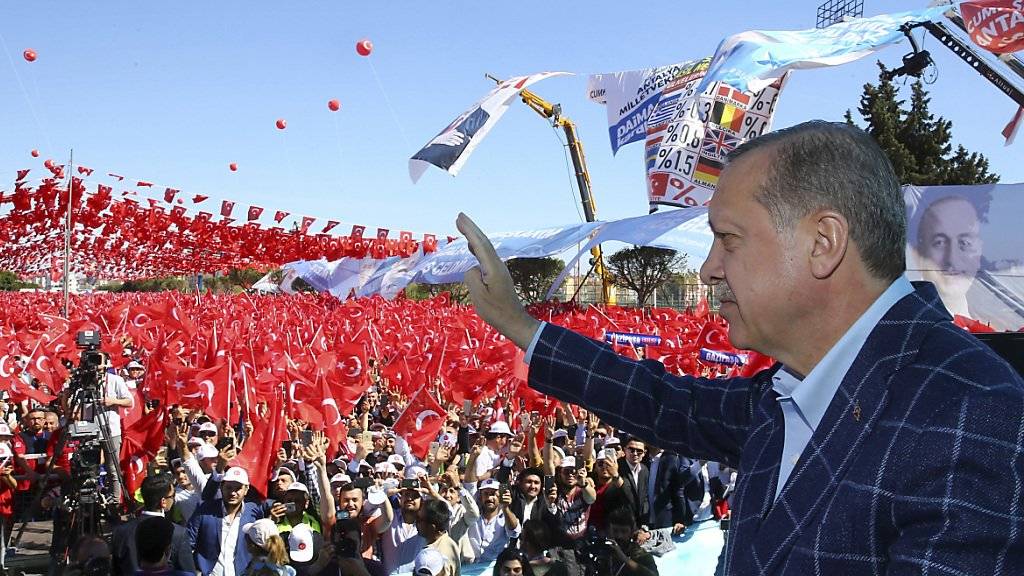 Der türkische Präsident Recep Tayyip Erdogan bei seinem Auftritt in Antalya