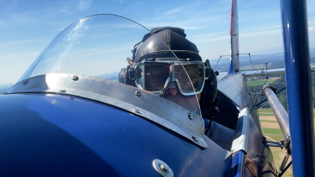 Fliegen als Beruf (ung): 81-jähriger Pilot
