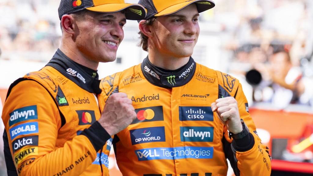 Oscar Piastri (links) und Lando Norris sorgen für den dritten Doppelsieg von McLaren in diesem Jahr