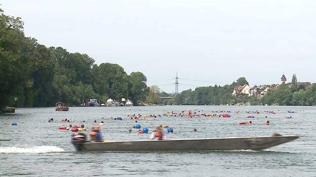 Mit Rheinschwimmen ein Zeichen setzen