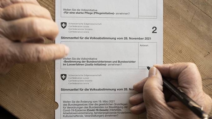 Glarner Regierung verweist Abstimmungsgegner ans Bundesgericht
