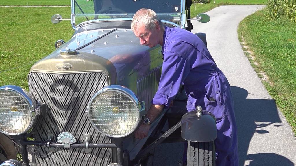 Oldtimer-Liebe: Hitschs Reise um die Welt